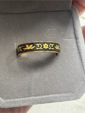 Vintage Damascene Ring size 8. #431R